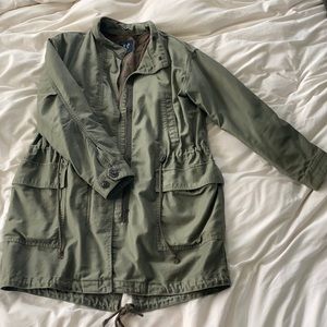 Gap jacket with removable liner